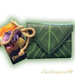 The Lord of The Rings Lembas Leaf Wallet